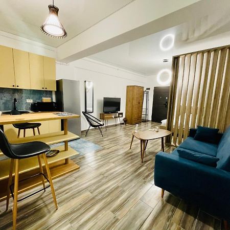 Апартаменти Luxury Studio - Maison 103 - Stefan Building Complex Неводарі Екстер'єр фото