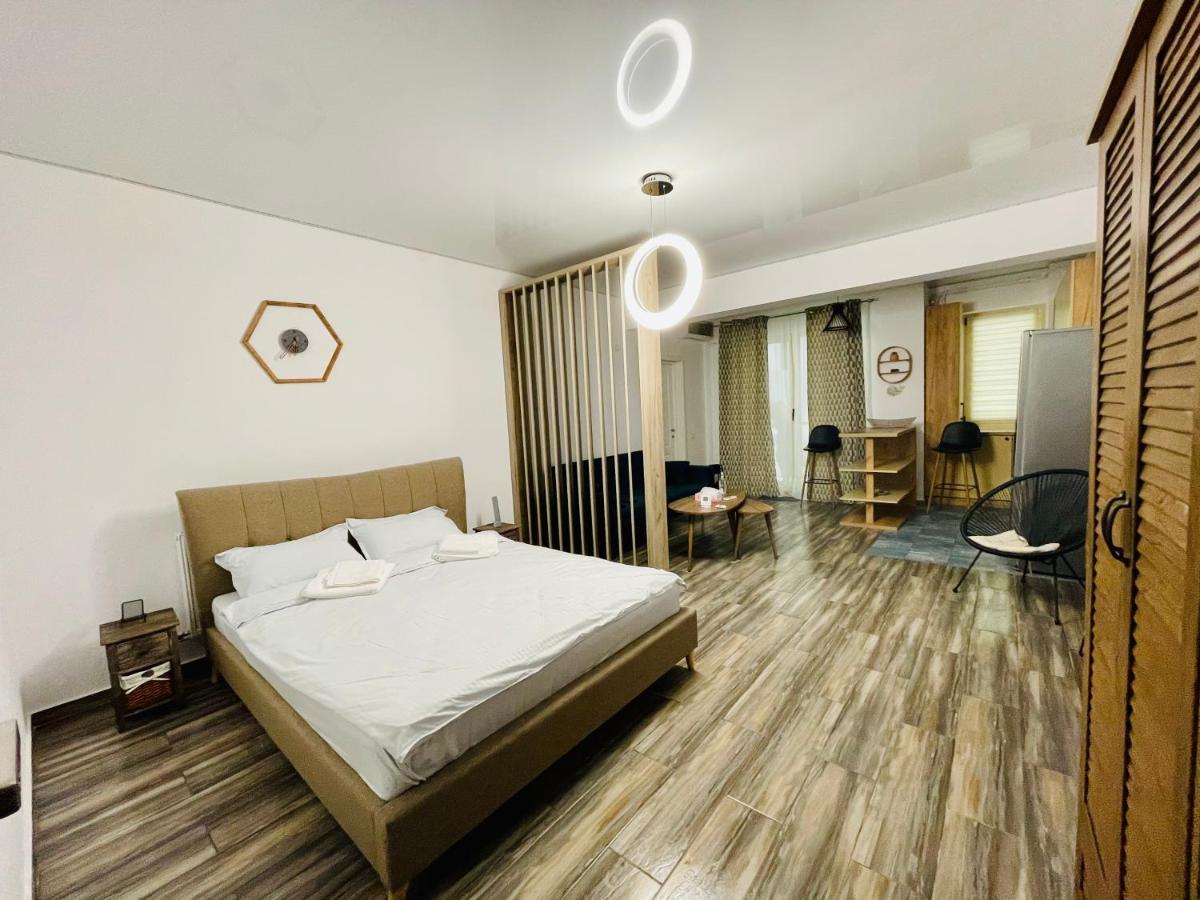 Апартаменти Luxury Studio - Maison 103 - Stefan Building Complex Неводарі Екстер'єр фото