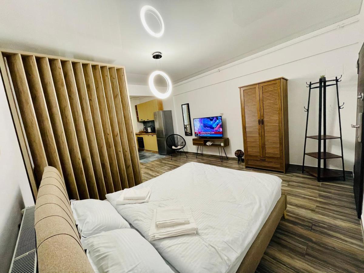 Апартаменти Luxury Studio - Maison 103 - Stefan Building Complex Неводарі Екстер'єр фото