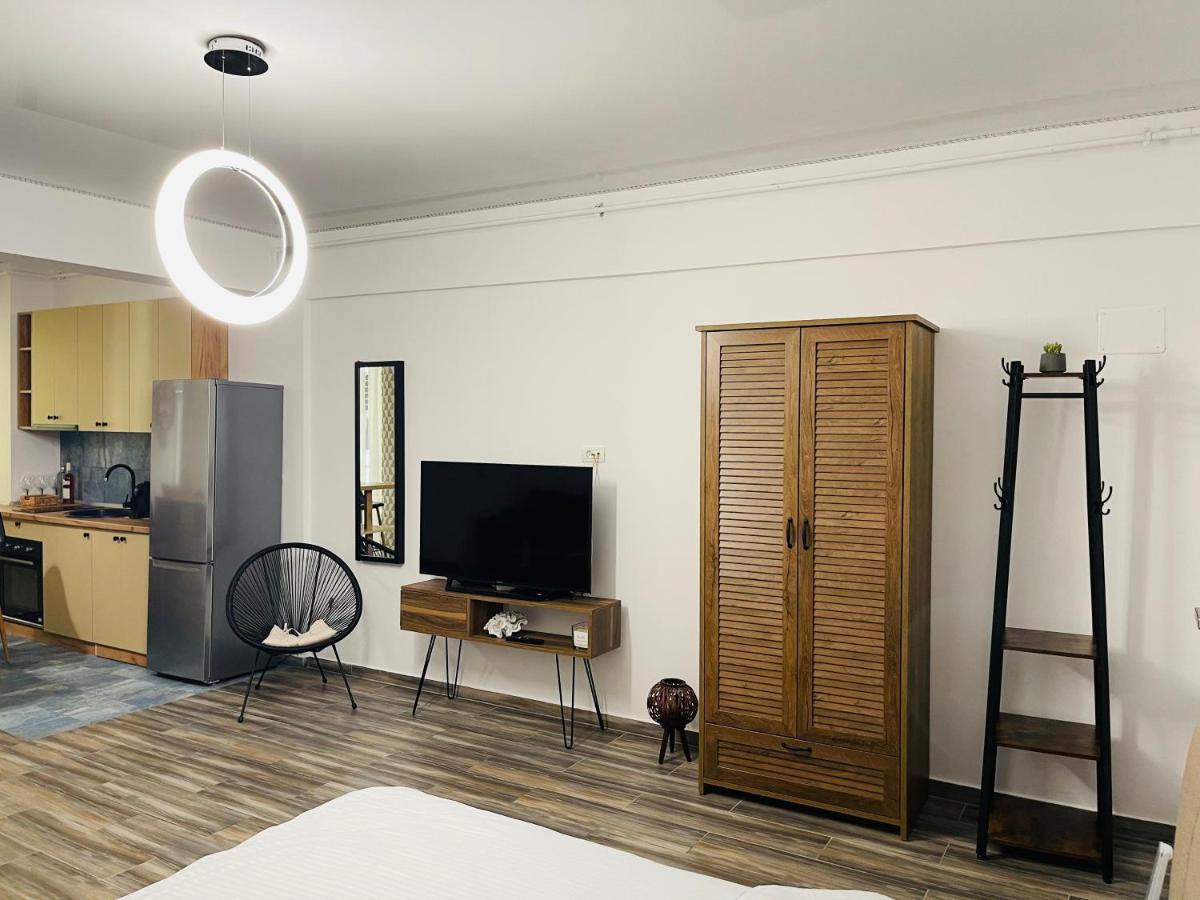 Апартаменти Luxury Studio - Maison 103 - Stefan Building Complex Неводарі Екстер'єр фото
